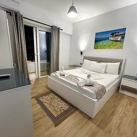 Hotel Real Sarandë 외부 사진