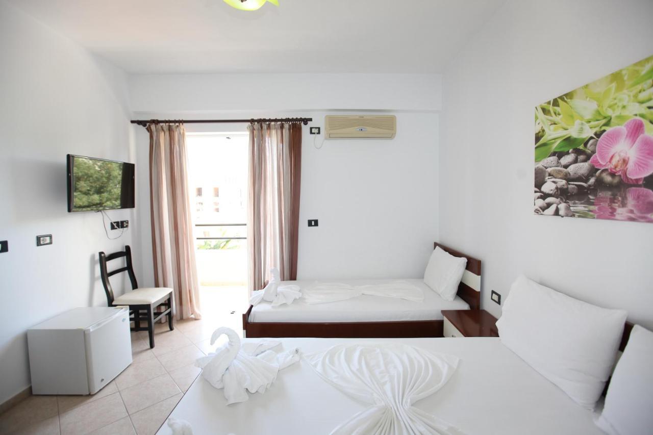 Hotel Real Sarandë 외부 사진