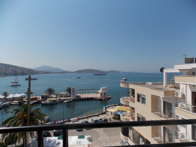 Hotel Real Sarandë 외부 사진