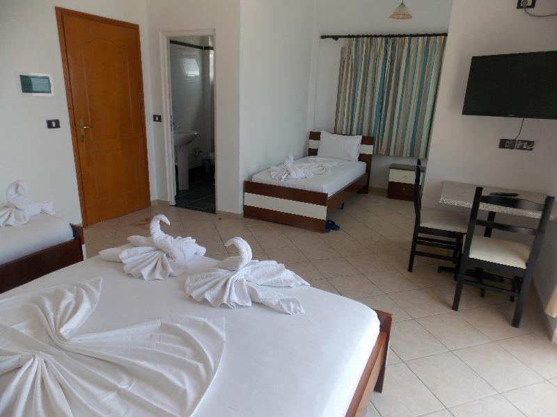Hotel Real Sarandë 외부 사진