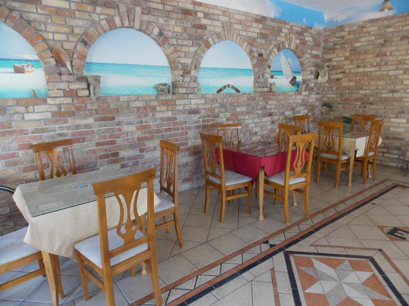 Hotel Real Sarandë 외부 사진