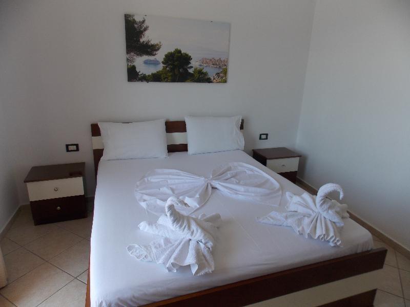Hotel Real Sarandë 외부 사진