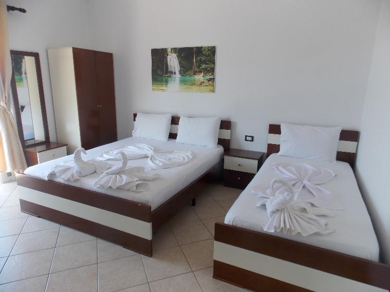 Hotel Real Sarandë 외부 사진