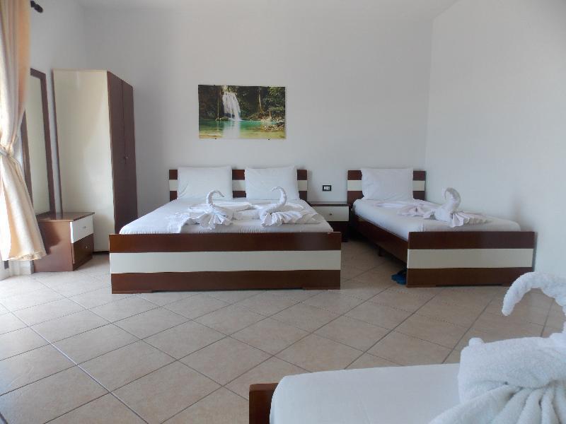 Hotel Real Sarandë 외부 사진